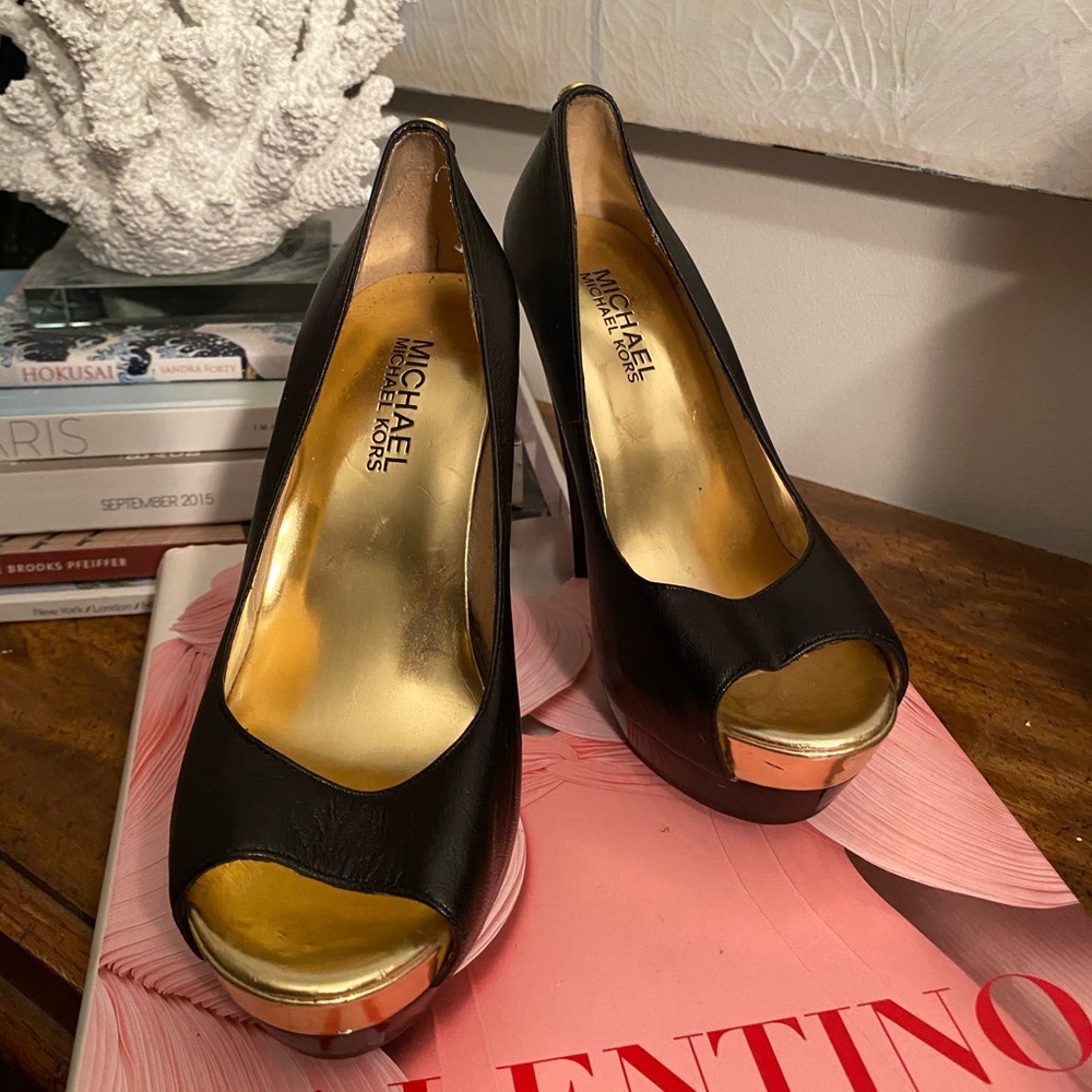 Michael Kors platform stiletto - Picture 2 of 10